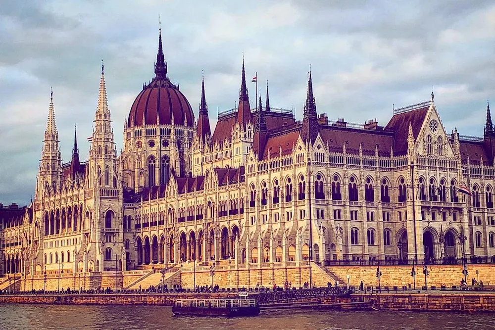 ✨ Immacolata a Budapest? S&igrave;, grazie!