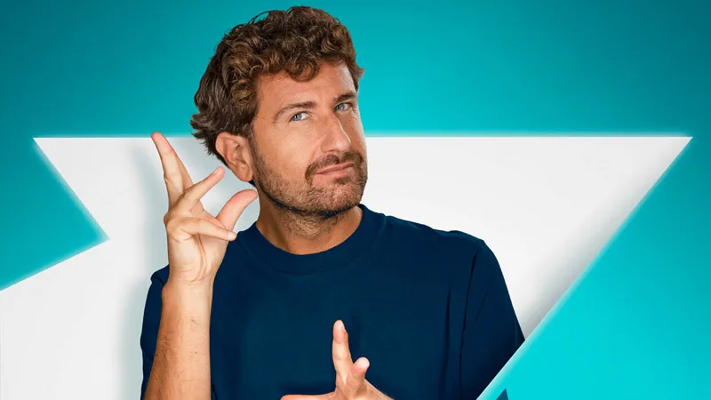 🎭 ALESSANDRO SIANI &ndash; &ldquo;FAKE NEWS&rdquo; al Teatro Diana 🎭