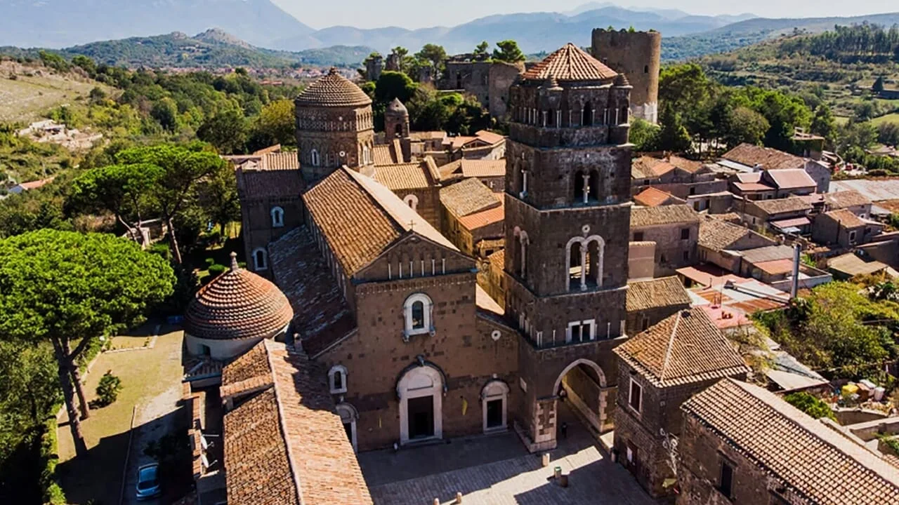 🎭 Settembre al Borgo 2026: Casertavecchia si trasforma in un palcoscenico tra teatro, musica, cinema e arte